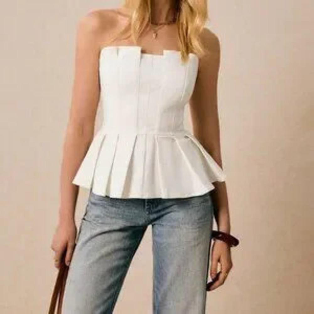 White Casual Women's Fitted Bandeau Pleated Crop Top